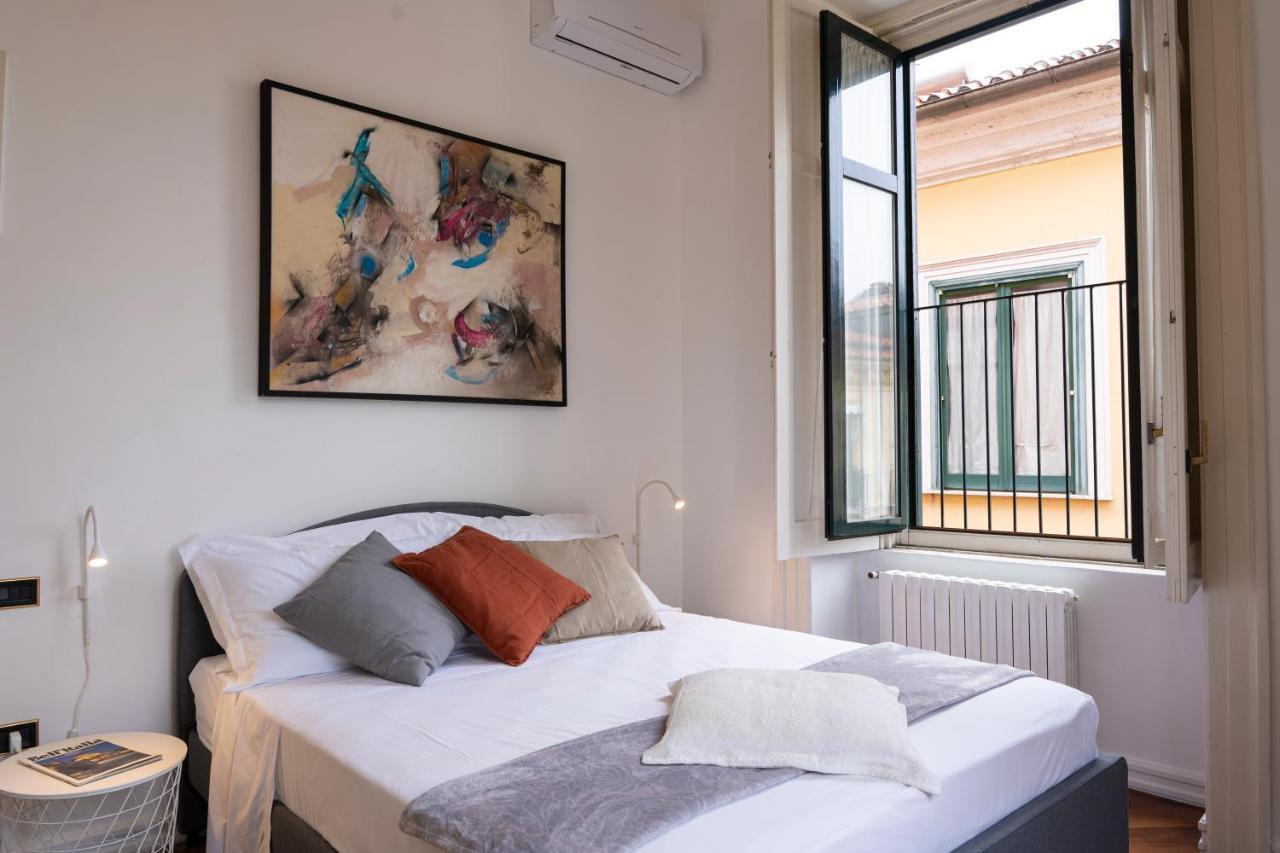 Bella Domus Suites Salerno Luaran gambar