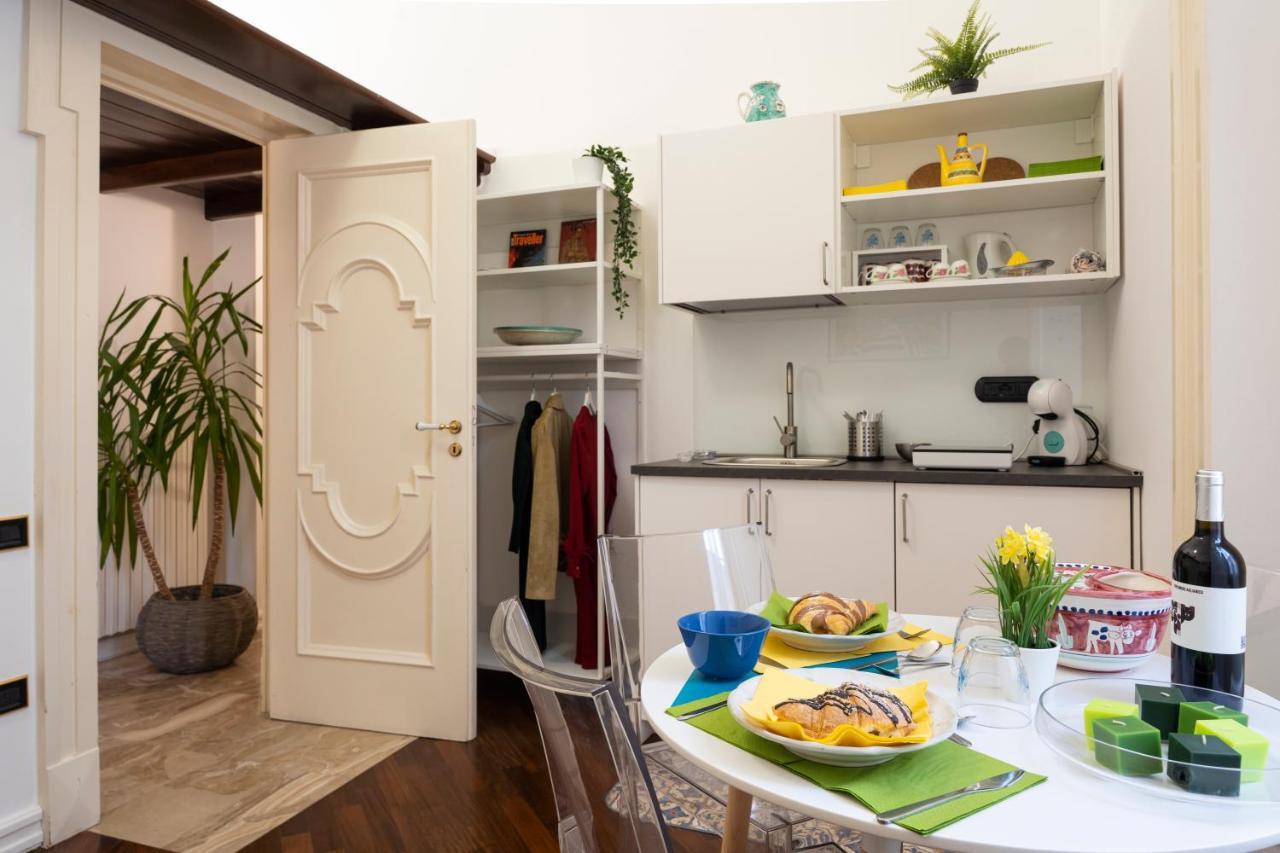 Bella Domus Suites Salerno Luaran gambar