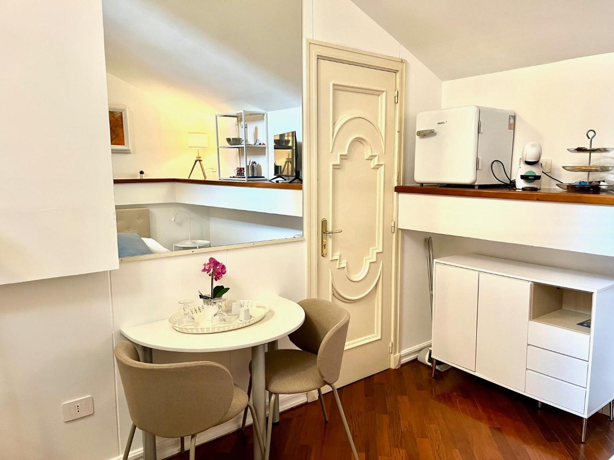 Bella Domus Suites Salerno Luaran gambar