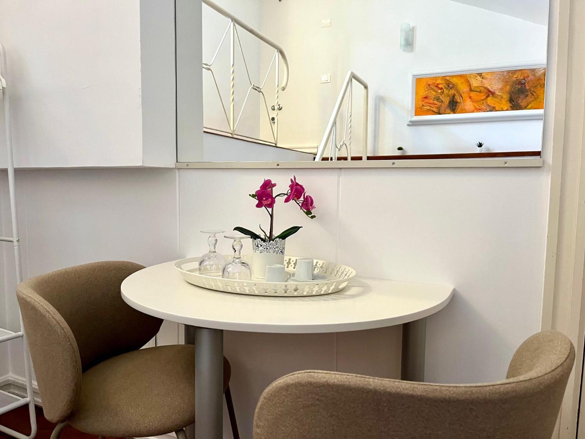 Bella Domus Suites Salerno Luaran gambar