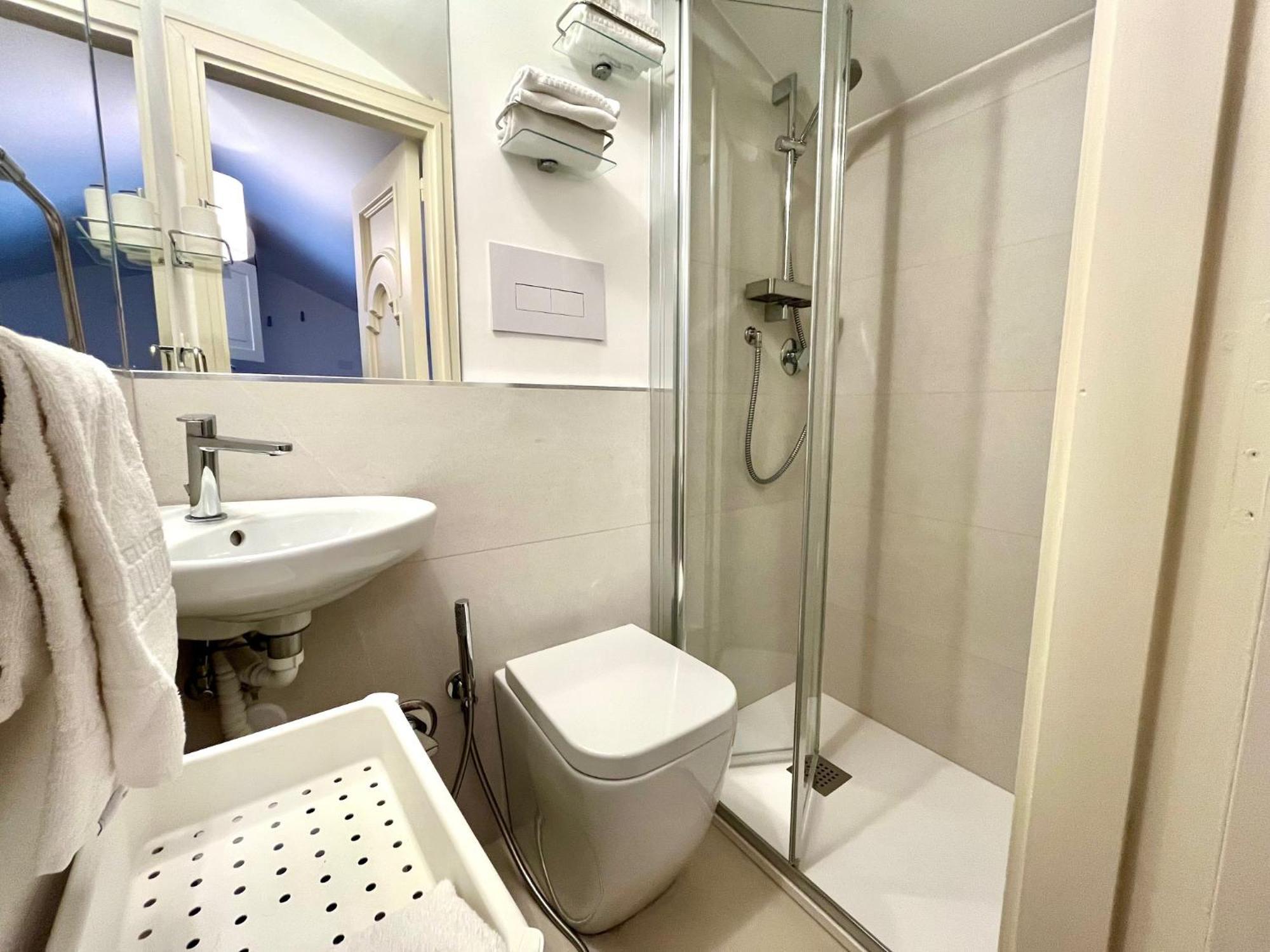 Bella Domus Suites Salerno Luaran gambar